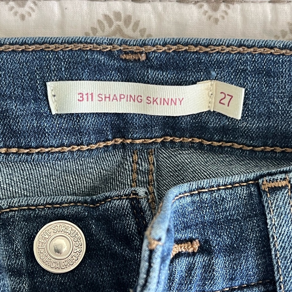 Levi's 311 Shaping Skinny Jeans in Denim Blue with Tan Stitching